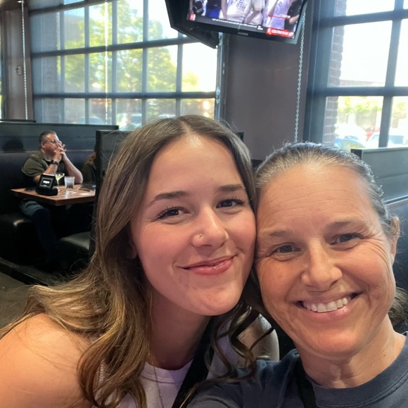 Meet your Posher, Allicia - Picture 7 of 9